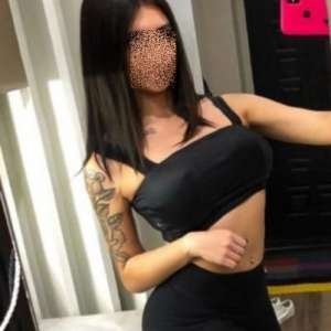Genç ve doyumsuz escort Ayça