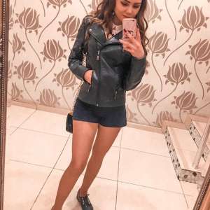 Kayseri escort bayan Defne
