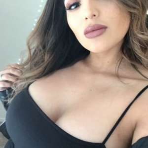Kayseri escort Fatima