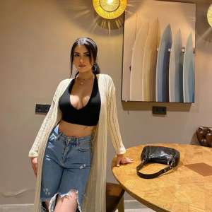 Mersin escort bayan Petek