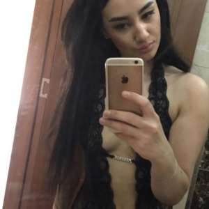 Seksi escort Zümrüt